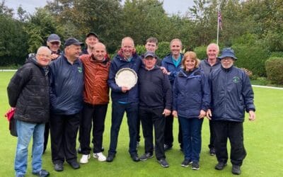 Longendale Crown Green Bowling League Woodley A Team Take home the Jim Winning Plate